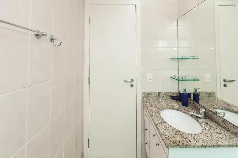 Appartement Amplo Bem Iluminado Perto Da Av Paulista E Augusta à São Paulo 0*,  Brésil